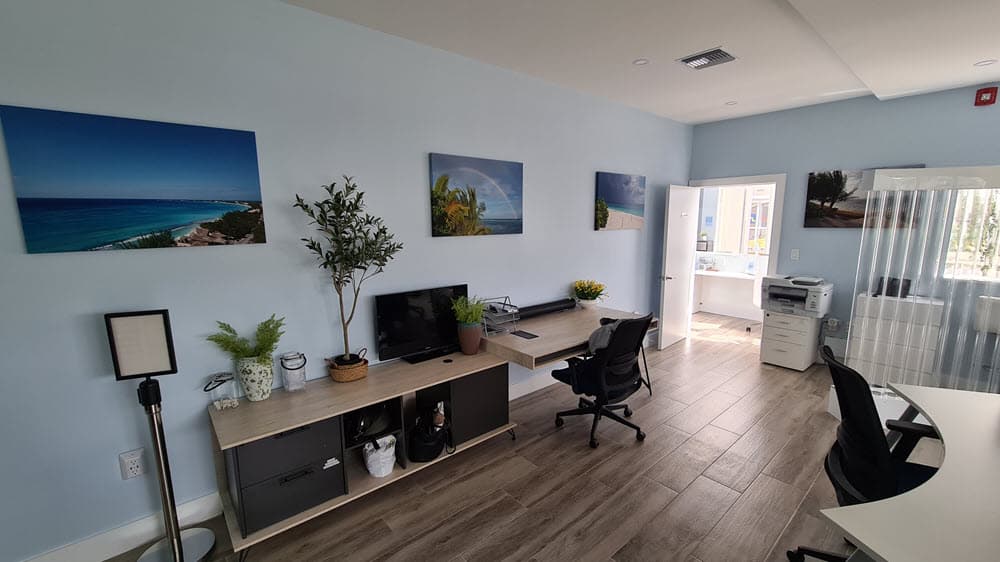 Office 7 (Visiting doctors/VIP & chillout areas)